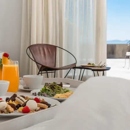 Andronis Concept Wellness Resort Imerovigli (Santorini)