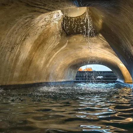 Andronis Concept Wellness 5* Imerovigli (Santorini)