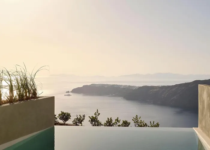 Andronis Concept Wellness Resort Imerovigli (Santorini)